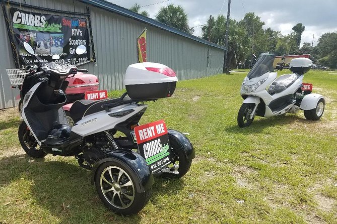 Savannah Scooter and Trike Rental with Helmet - Scooter or trike: choosing the right ride