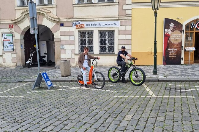 Scenic Panoramic views e-Scooter/ eBike Guided Tour of Prague - Charles Bridge and the riverfront sights