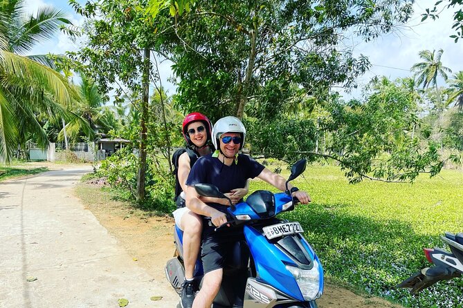 Scooter rent - Picking up the scooter in Galle or Tangalle