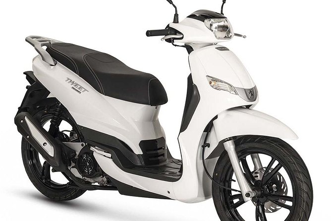Scooter Rental 125cc - Why a scooter works so well around Sorrento