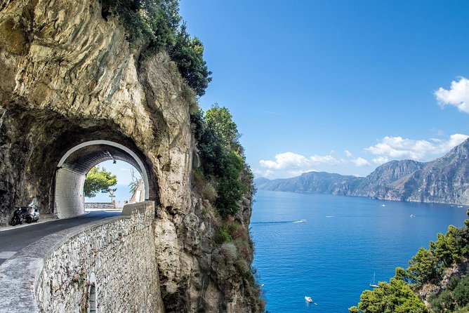 Scooter rental on the Amalfi Coast - Timing, weather, and the return to Ravello