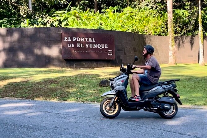 Scooter Rental San Juan Puerto Rico - Contra Viento y Marea and the long beach stop