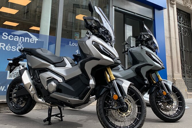 Scooter rental X-ADV Honda 2023 (A2 license) Paris - Why the Honda X-ADV Makes Sense in Paris