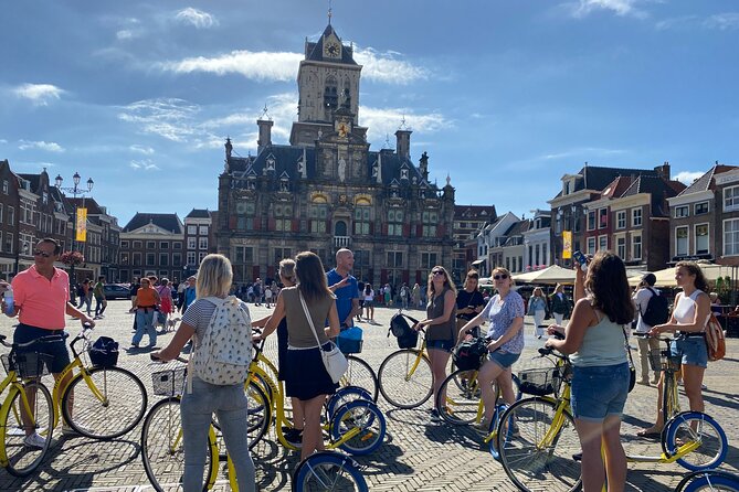 Scooter tour in and around Delft - Starting at Oude Delft 113
