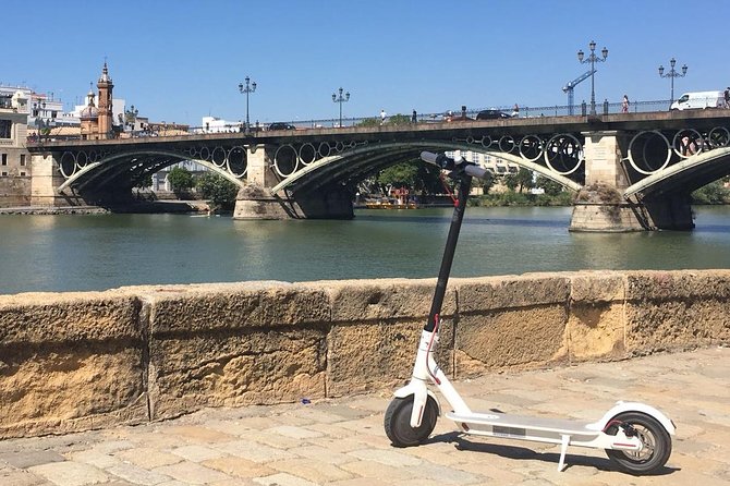 Scooter tour in Seville - Heat, rain, cobblestones, and comfort