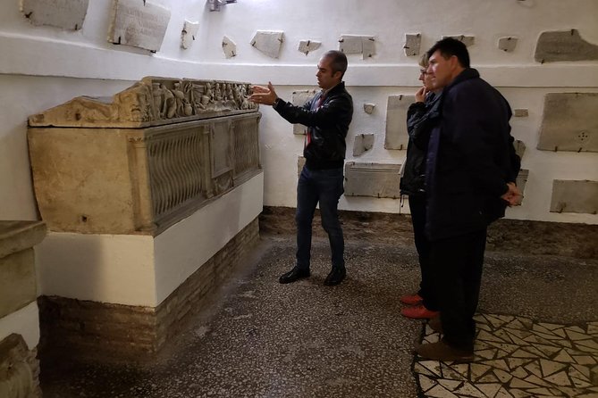 Secret Rome by Vespa private Tour - Why this Vespa route feels different from standard Rome