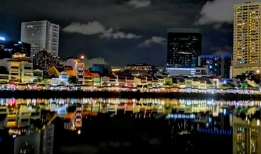 Secrets of Singapore Kick Scooter Tour with Dinner - Robertson Quay and the Singapore River at night