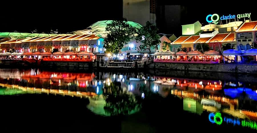 Secrets of Singapore Kick Scooter Tour with Dinner - What the $49 price really covers