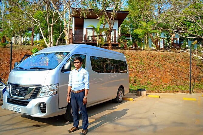 Siem Reap City Tour By Vespa - Theam’s Gallery and contemporary Cambodian creativity