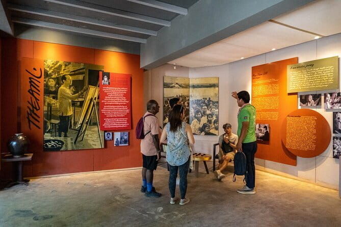Siem Reap City Tour By Vespa - Khmer Ceramics and the value of a hands-on art stop