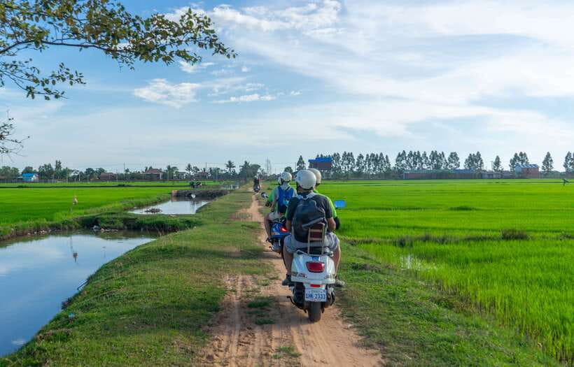 Siem Reap Countryside Sunset Vespa Tour or Tuk Tuk - What the $24 price really covers