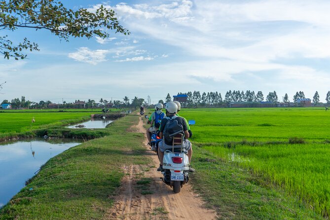 Siem Reap Countryside Sunset Vespa Tour / Tuk Tuk Available - Key points to know