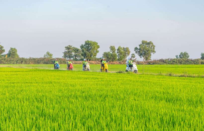 Siem Reap: Countryside Vespa Tour / Tuk Tuk Available - Who should book this five-hour outing