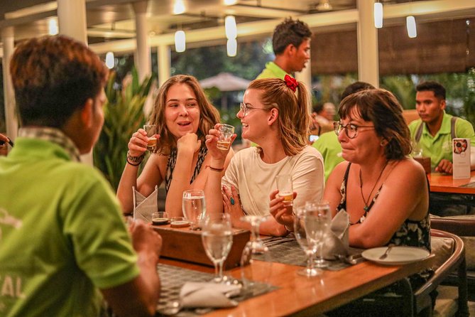 Siem Reap: Evening Foodie Vespa Tour / Tuk Tuk Available - Key points to know before you book