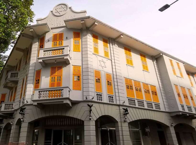 Singapore: Street Food & Ethnic Quarters Kick Scooter Tour - Who should book this Singapore tour?