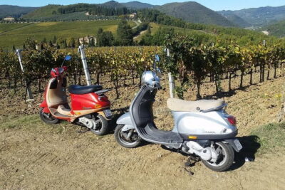 Tuscany Vespa Tour: Lunch & Wine Tasting, Countryside Roads