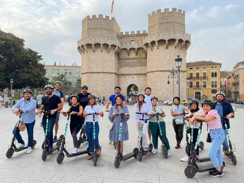 Valencia: Private City Tour on Bike,E-Bike&E-Scooter - Picking a bike, e-bike, or e-scooter