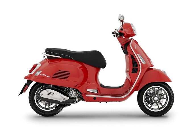 Vespa and Scooter Rental in Lucca - Who Will Get the Most From This Ride