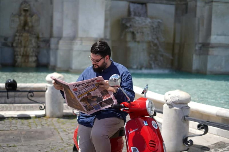 Vespa city tour in Rome with two different routes - Who should choose this Rome Vespa tour?