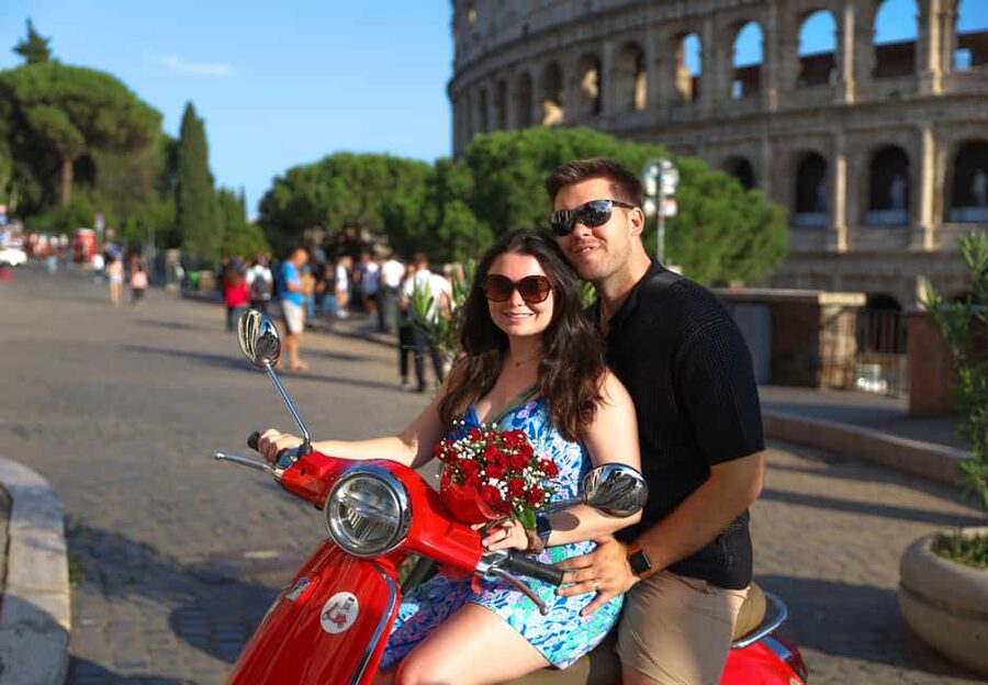 Vespa Rome Photography Tour by Local - Aqua Paola Fountain makes a strong photo stop