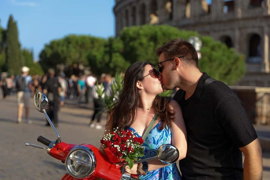 Vespa Rome Photography Tour by Local - Guides, safety, and the personal touch