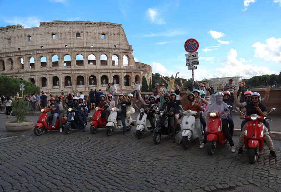Vespa Rome Photography Tour by Local - The Orange Garden offers a calm pause