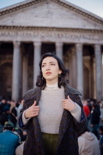 Vespa scooter tour in Rome with Pro-Photographer