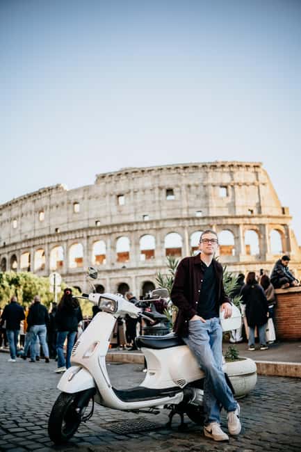 Vespa Scooter Tour "Rome as a Local" - The Colosseum and Circus Maximus in One Opening Ride