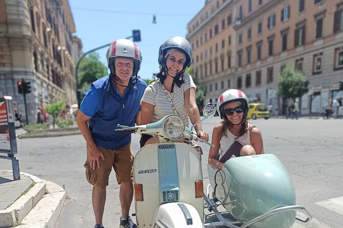 Vespa Sidecar Tour By Night with Pickup - The Colosseum viewpoint, without an entrance ticket