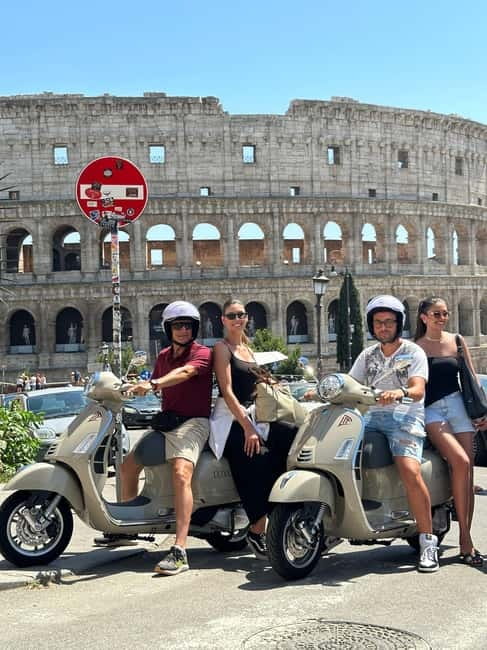 Vespa Sidecar Tour : Express Highlights of Rome - The Pantheon shows Rome’s engineering skill
