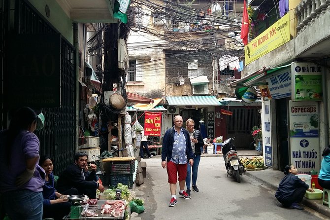 Vespa Tour Hanoi Life Rustic - West Lake offers the morning’s breathing space