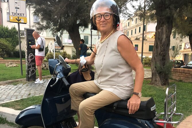 Vespa Tour in Rome with Nicolò - The Vittoriano gives the ride a grand backdrop