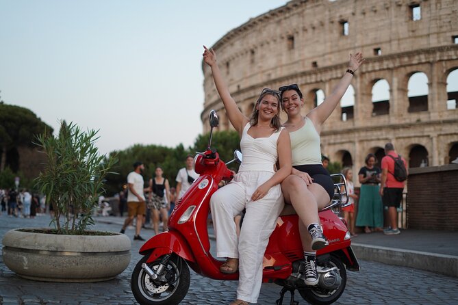 Vespa Tour in Rome with professional photographer - Circus Maximus and the Aventine Hill views