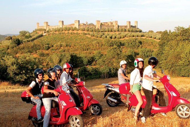 Vespa Tour with Lunch&Chianti Winery from Siena - Casale dello Sparviero for wine and lunch