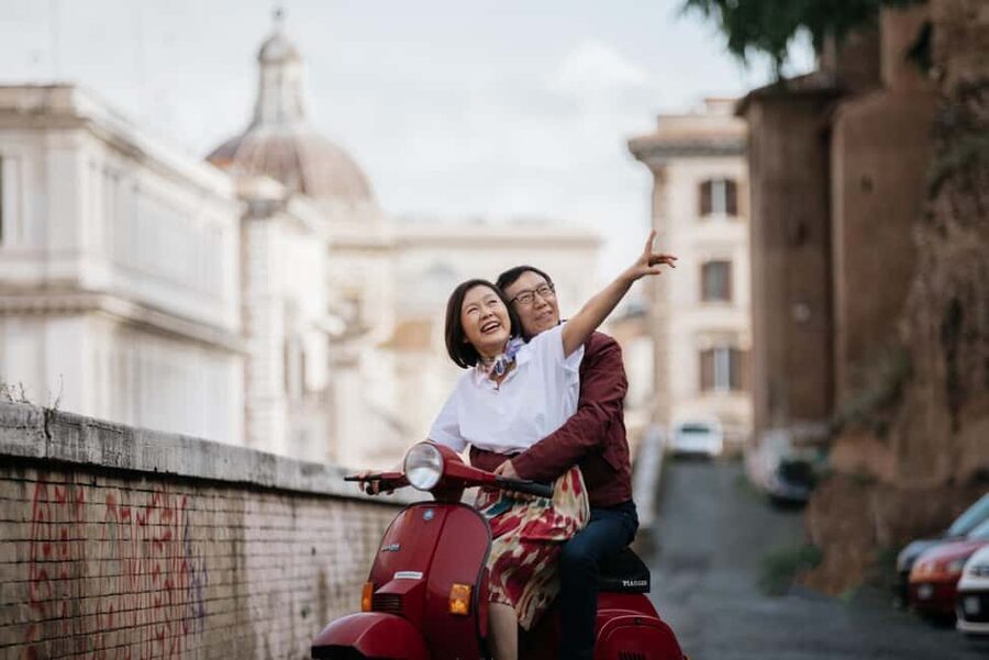 Vespa Tour with Professional Photography in Rome - What the photography service is really worth
