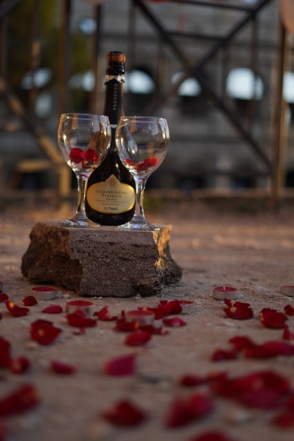 Vespa - Wine and Photography service in Rome - Gianicolo Hill: the main photo and wine stop