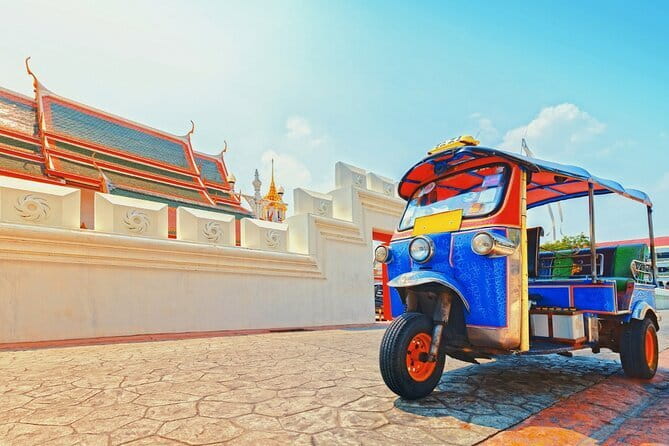 Vintage Scooter Bangkok Tour on Weekday (City Route) - Wat Arun provides the classic river view
