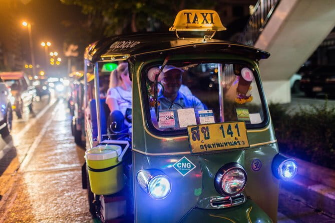 Vintage Scooter Bangkok Tour on Weekday (City Route) - Make something at Khlong Bang Luang
