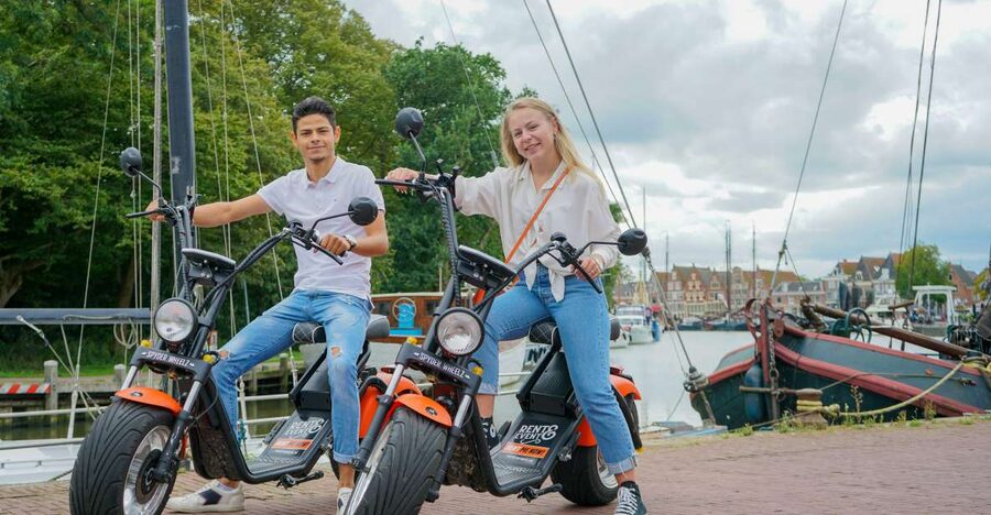 Volendam: E-Scooter Rental - Edam, cheese, canals, and quiet lanes