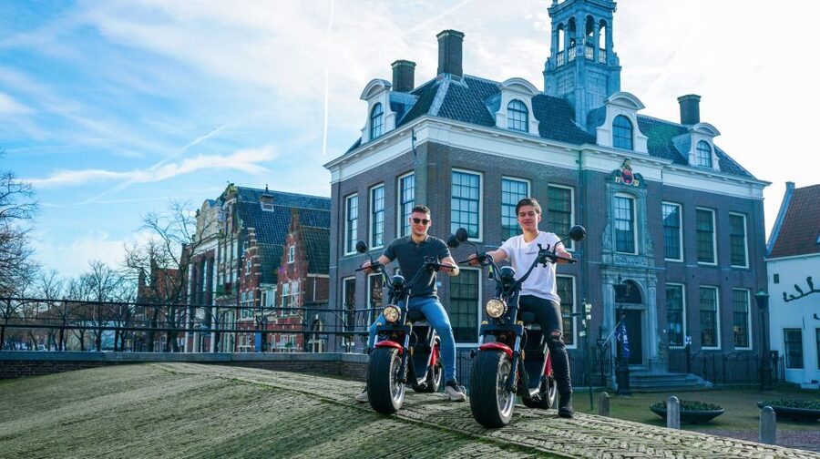 Volendam: E-Scooter Rental - Price, value, and the direct-booking question