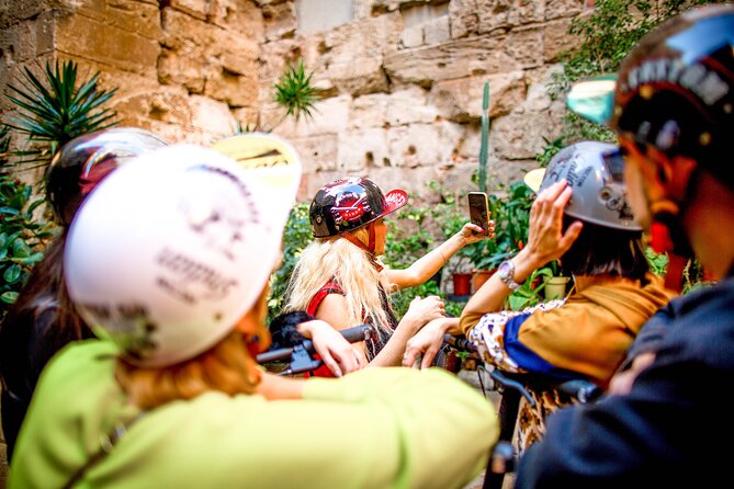 Welcome to Barcelona Segway and eScooter Tour - Cara de Barcelona and the urban details