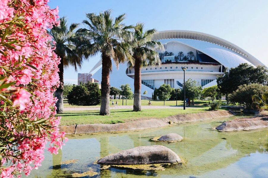 Zoom Through Valencia: Top 25 Hotspots on E-Scooters - Practical verdict: a smart first look at Valencia